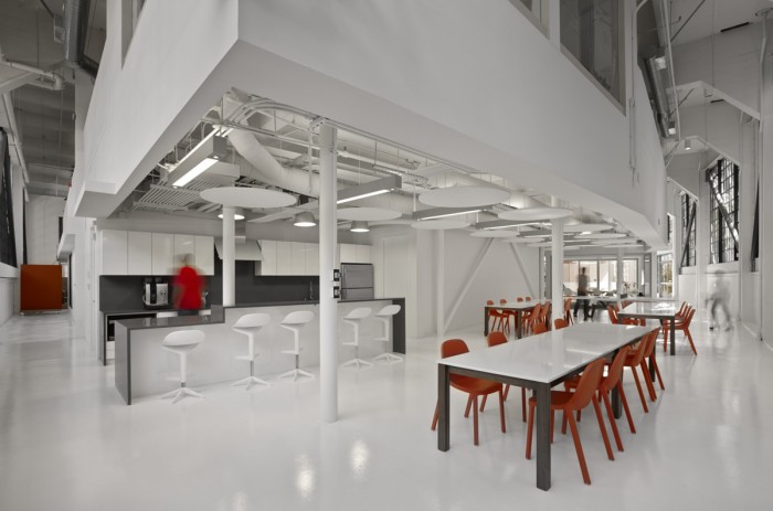 外企辦公室工業(yè)風(fēng)格裝修設(shè)計效果-第6張圖片-上海古都建筑設(shè)計集團