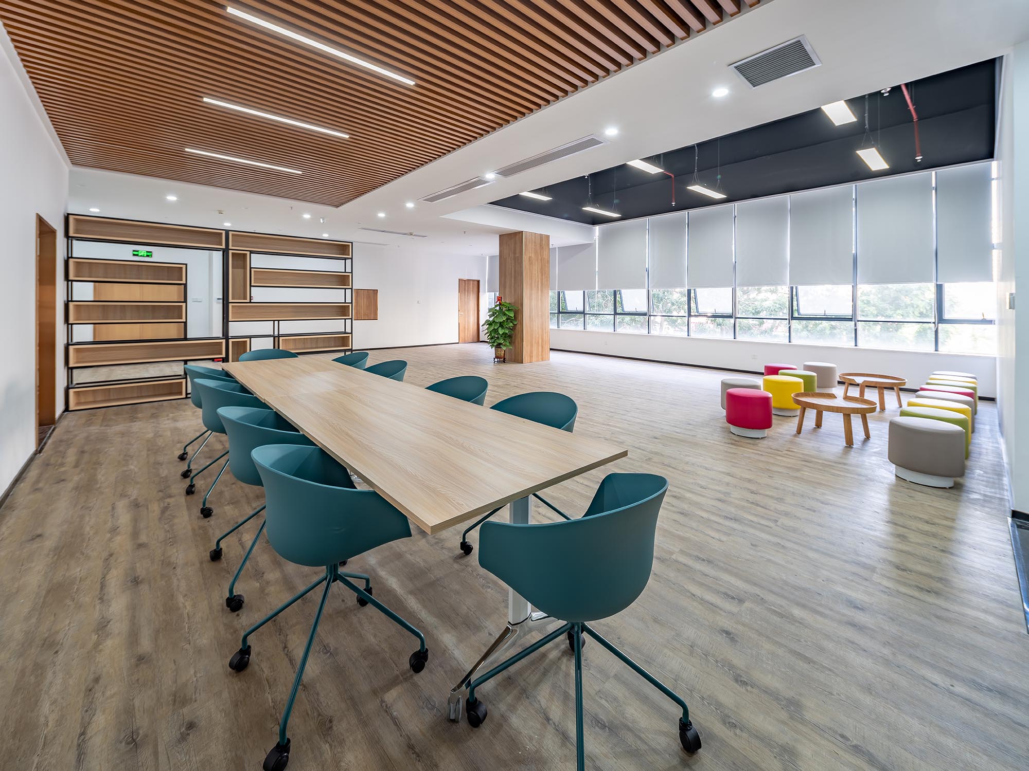 浦東5200平律師事務所辦公裝潢設(shè)計-第7張圖片-上海古都建筑設(shè)計集團